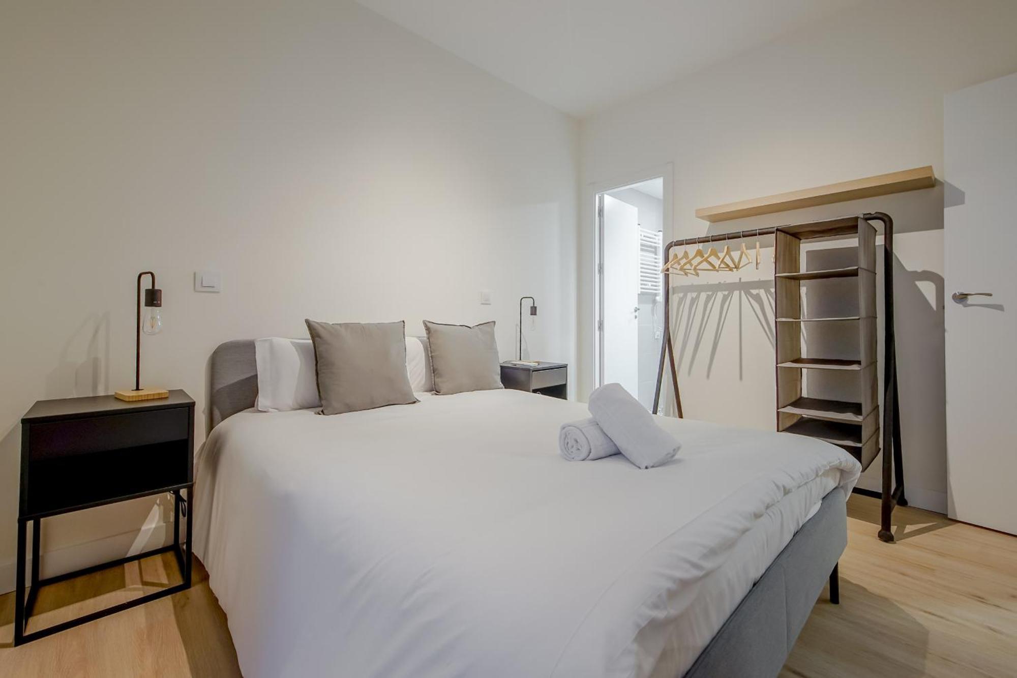 Cozy&New Apartment Para 6Pax En La Plaza De Tirso - Madrid E1 Екстер'єр фото